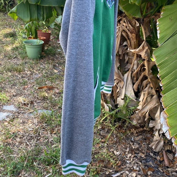 Harry Potter Slytherin jacket size large. - Picture 13 of 16